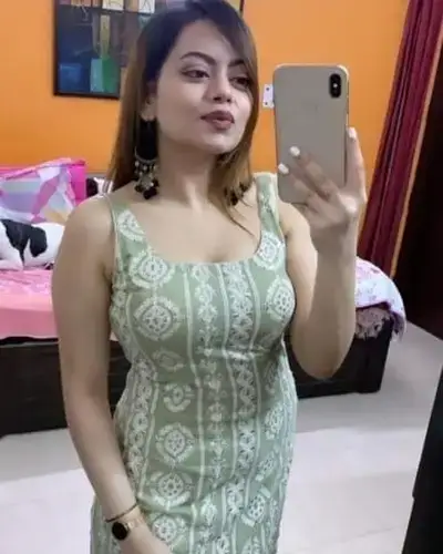 Call Girl in Patnitop